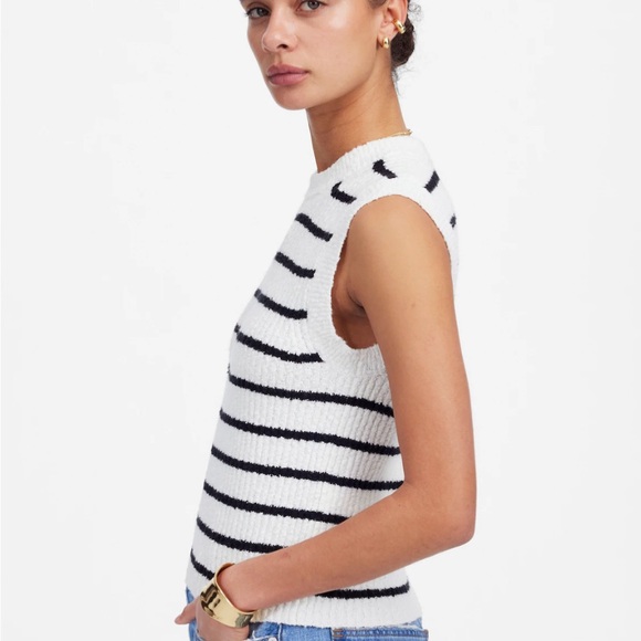 NWT Madewell Bouclé-Knit Sweater Tank Small S Striped White Navy - Picture 4 of 8